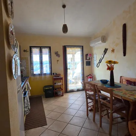 Сasa de vacaciones La Brezza Marina